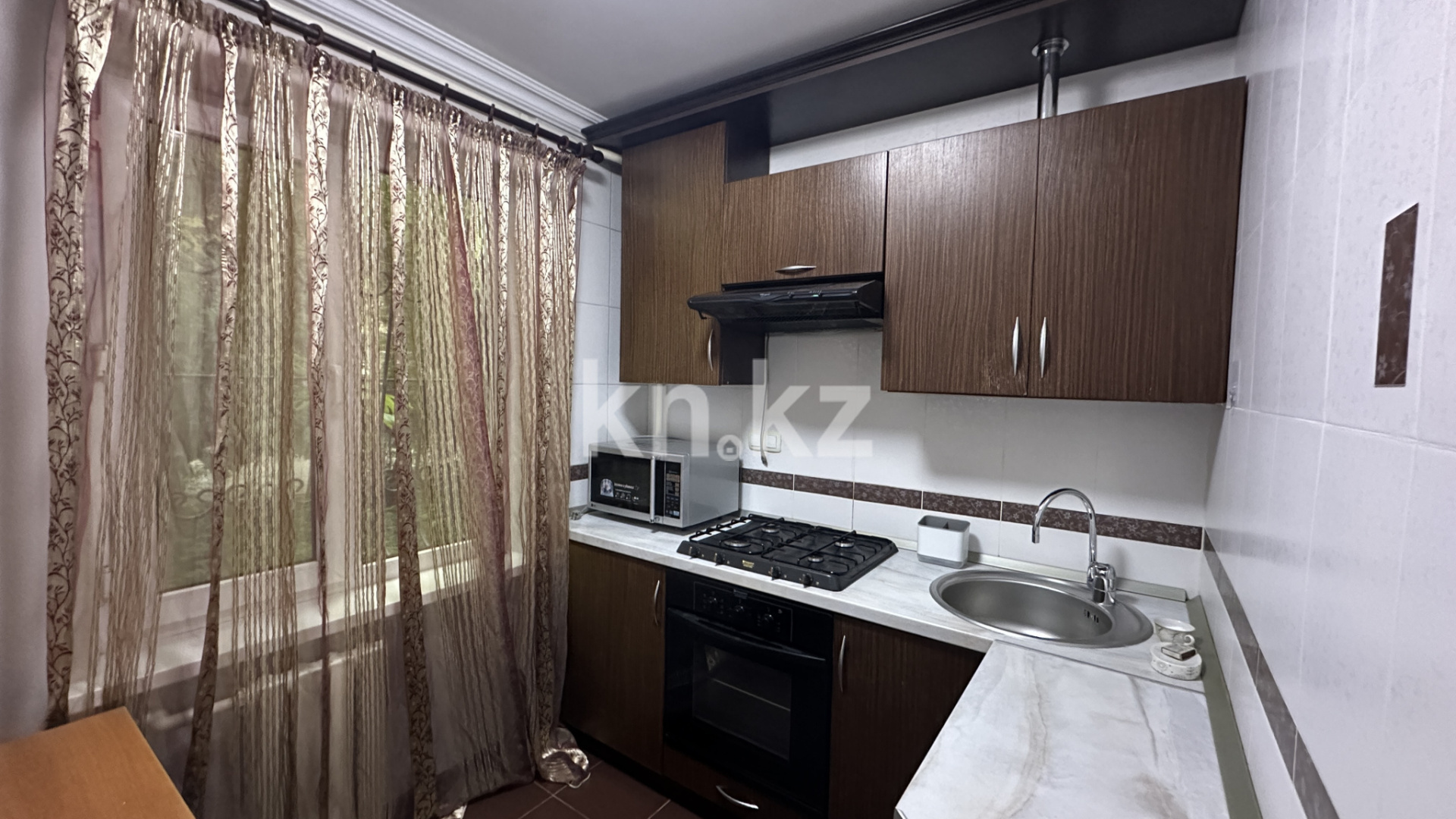 Аренда 2-комнатной квартиры, 42 м² - Аренда двухкомнатных квартир помесячно в Алмалинском р-не Алматы фото 9 из 12