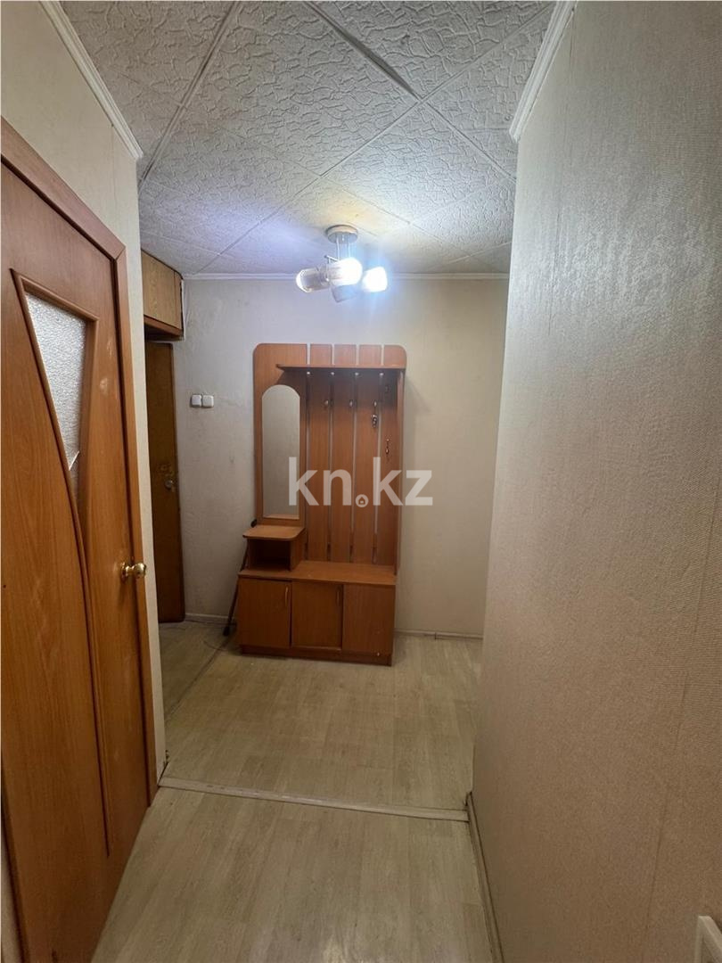 Продажа 3-комнатной квартиры, 59 м² - Продажа трехкомнатных квартир в кирпичном доме в Караганде фото 9 из 13