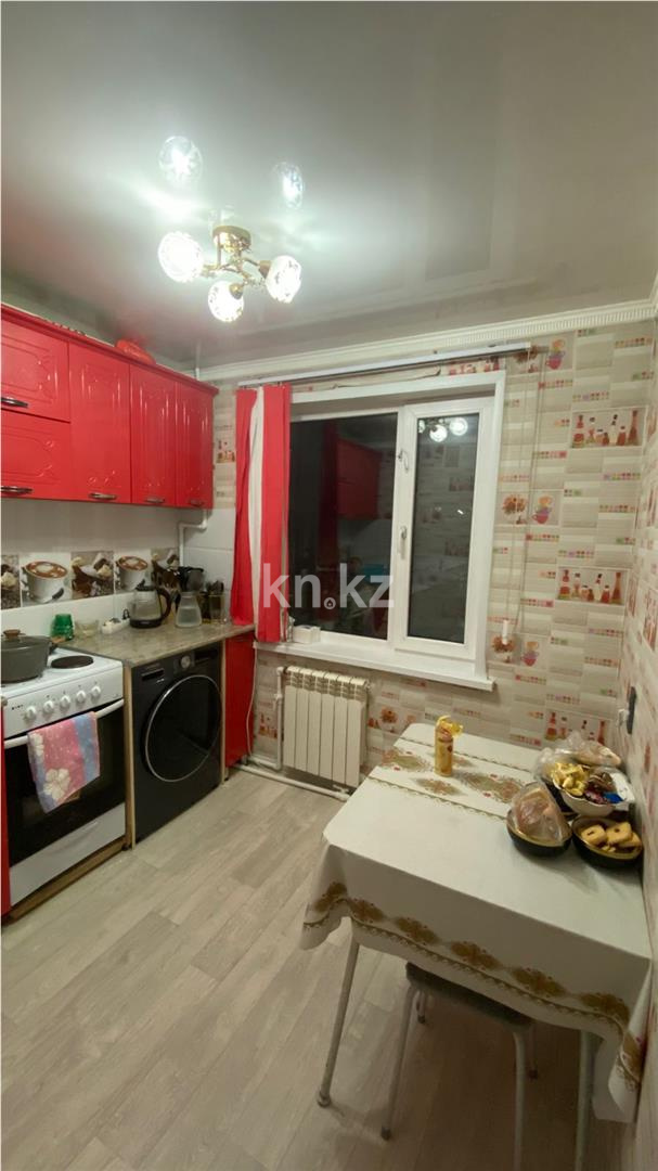 Продажа 3-комнатной квартиры, 56 м², мкр-н 12 в Караганде - фото 8