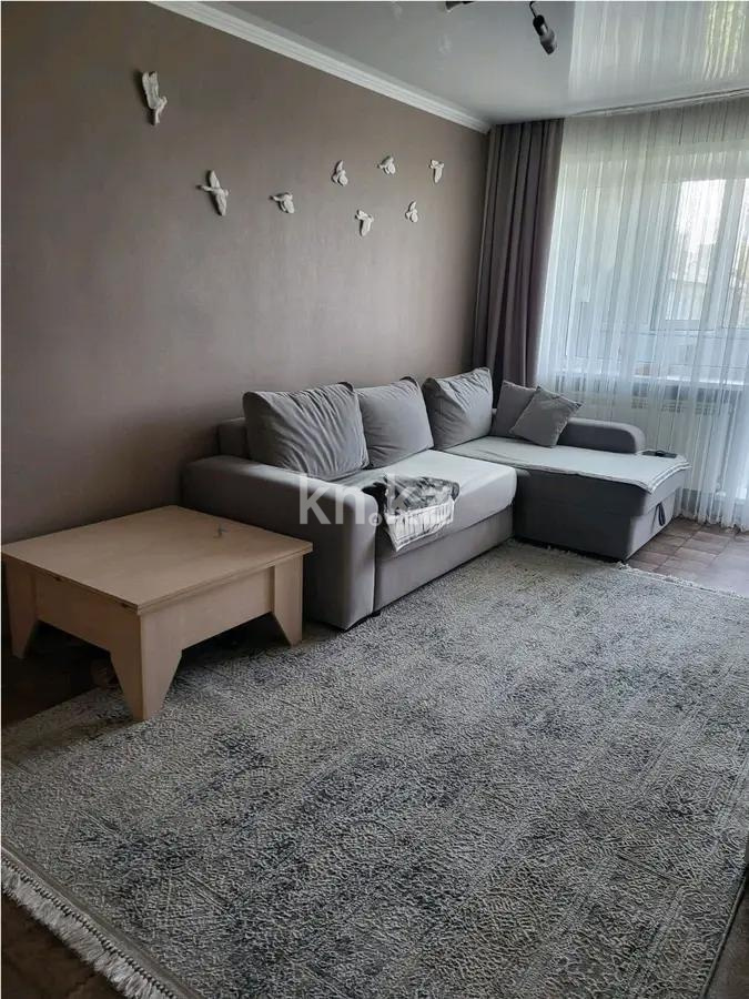 Продажа 3-комнатной квартиры, 57 м², ул. Зелинского - Продажа квартир в Караганде фото 1 из 8
