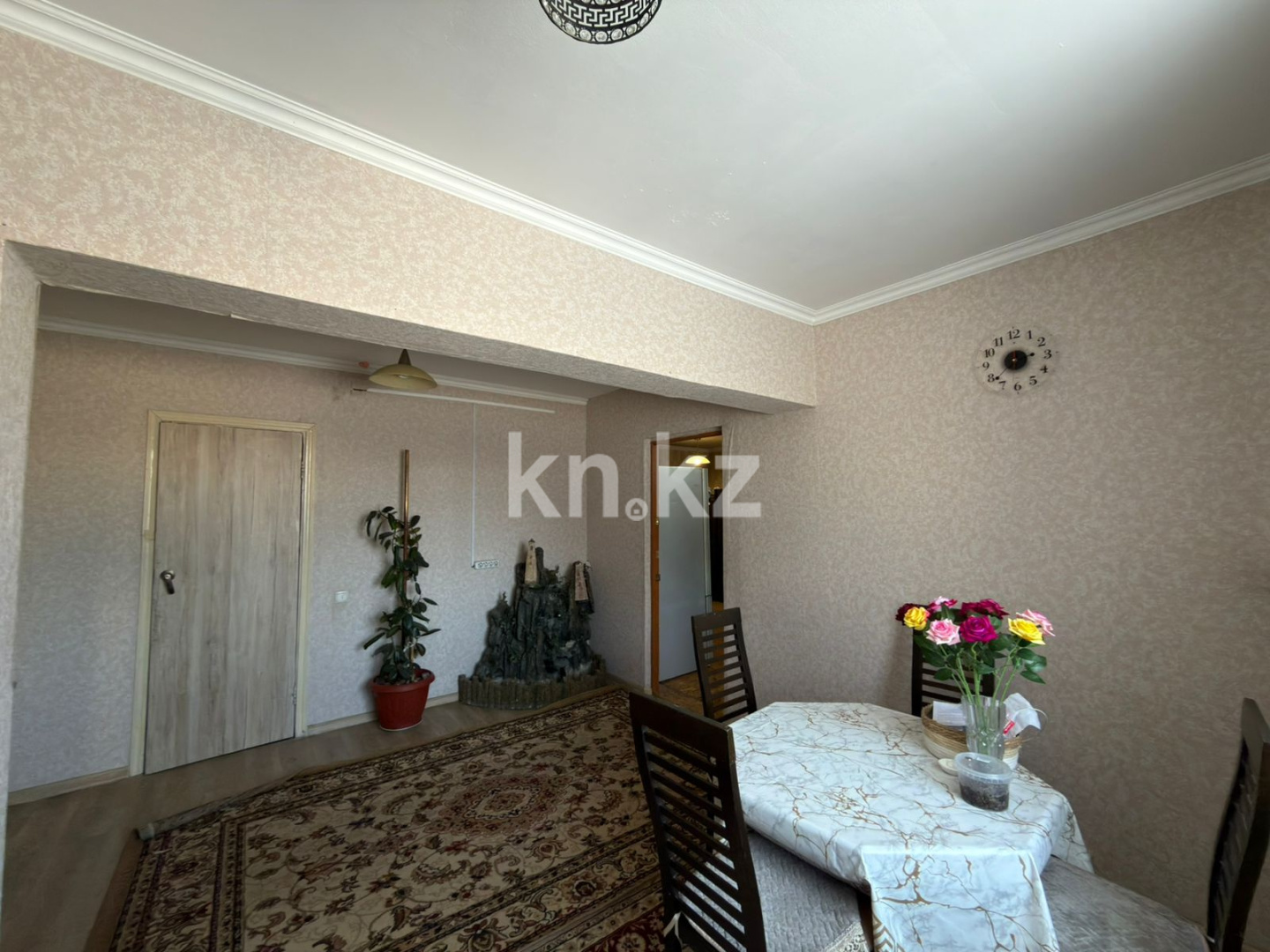 Продажа 9-комнатного дома, 238 м² - Продажа пятикомнатных и более домов, коттеджей в Астане фото 1 из 18