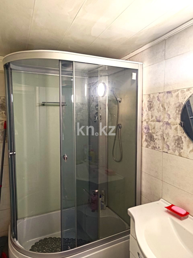 Продажа 3-комнатного дома, 90 м², Жуковского в Караганде - фото 19