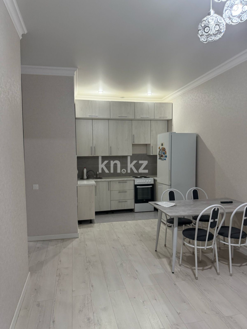 Аренда 2-комнатной квартиры, 40 м², пр. Улы Дала, дом  33/1 - Аренда квартир помесячно в Казахстане фото 1 из 8