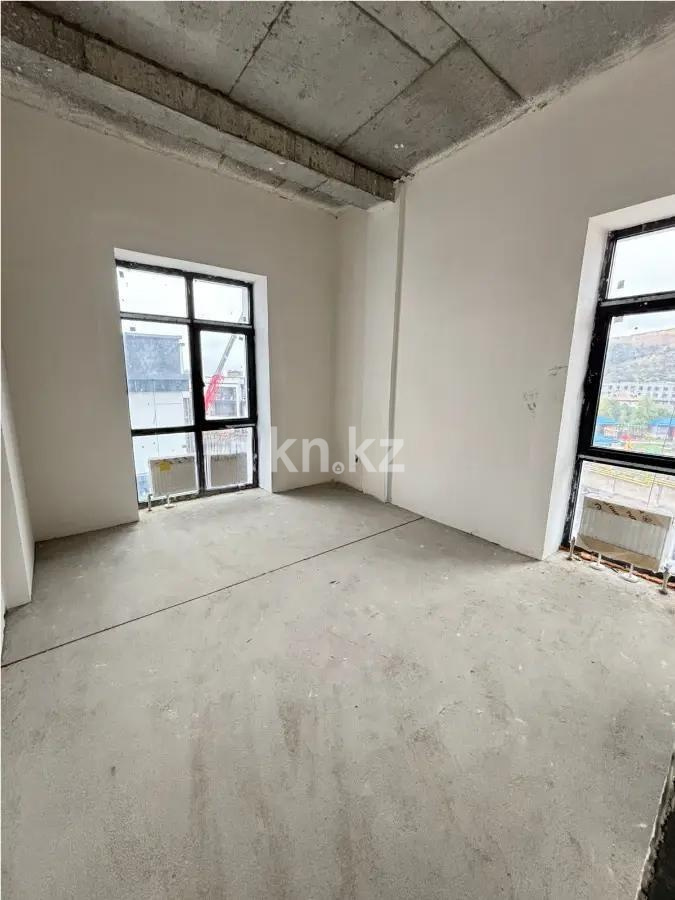 Продажа 3-комнатной квартиры, 83 м², ул. Салыкова, дом  40 в Алматы - фото 2