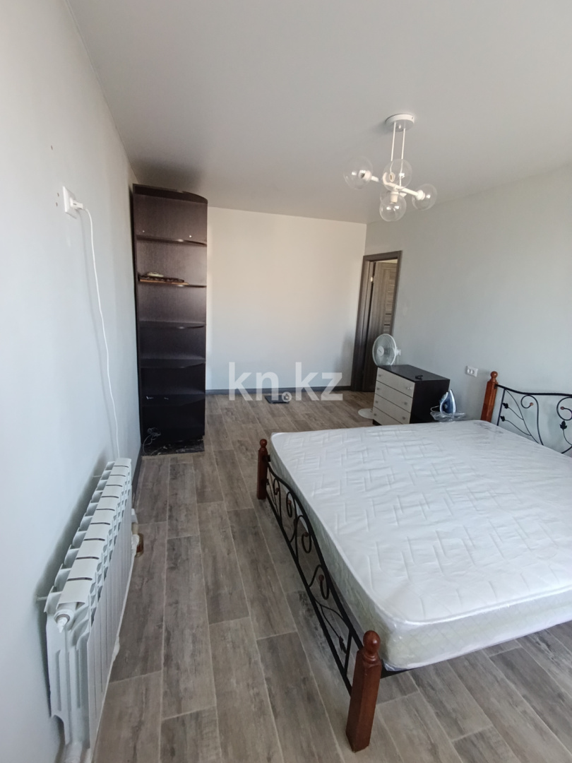 Аренда 2-комнатной квартиры, 52 м² - Аренда двухкомнатных квартир помесячно в Караганде фото 9 из 14