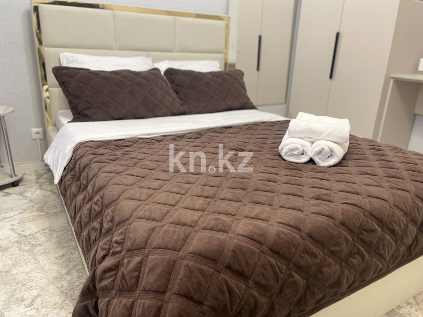 Аренда 1-комнатной квартиры посуточно, 32 м², ул. Керей, Жанибек хандар, дом  9 - пр. Кабанбай батыра - Аренда квартир посуточно в Астане без посредников фото 3 из 25