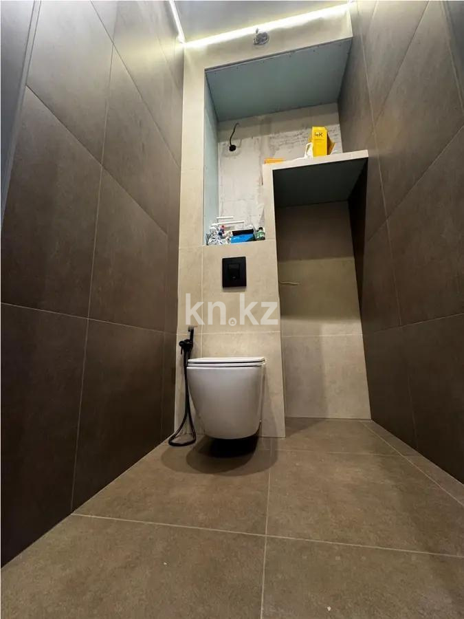 Продажа 3-комнатной квартиры, 84 м², ул. Кулкыбаева, дом  13 в Караганде - фото 6