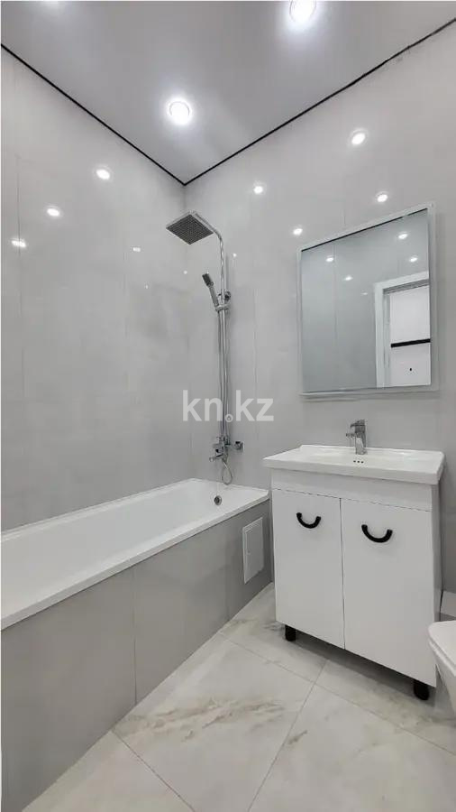 Продажа 2-комнатной квартиры, 52 м², ул. Байтурсынова, дом  22 стр в Астане - фото 3