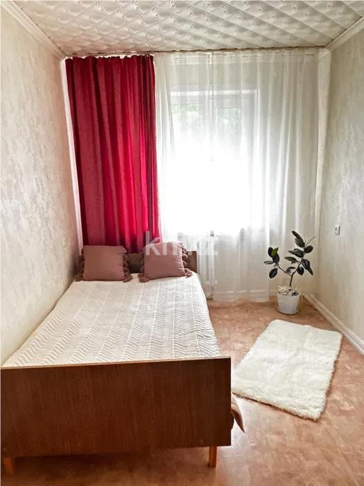 Продажа 2-комнатной квартиры, 45 м², мкр-н 22, дом  5 в Караганде - фото 2