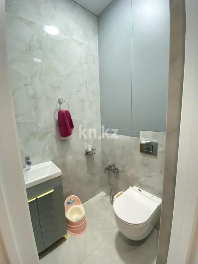 Продажа 3-комнатной квартиры, 77 м², ул. Букетова, дом  3 в Караганде - фото 6