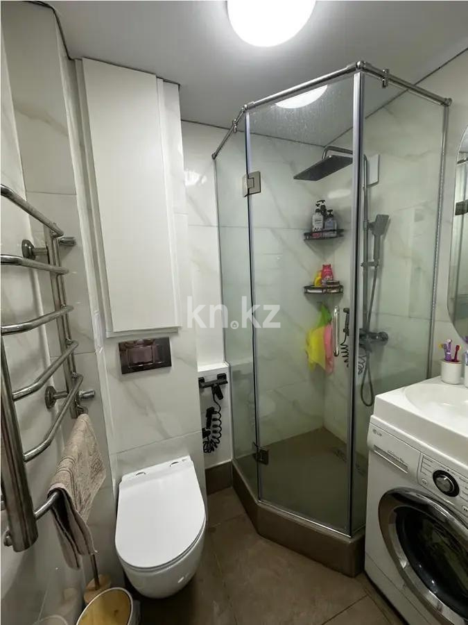 Продажа 2-комнатной квартиры, 44 м², мкр-н 9, дом  44 в Алматы - фото 4