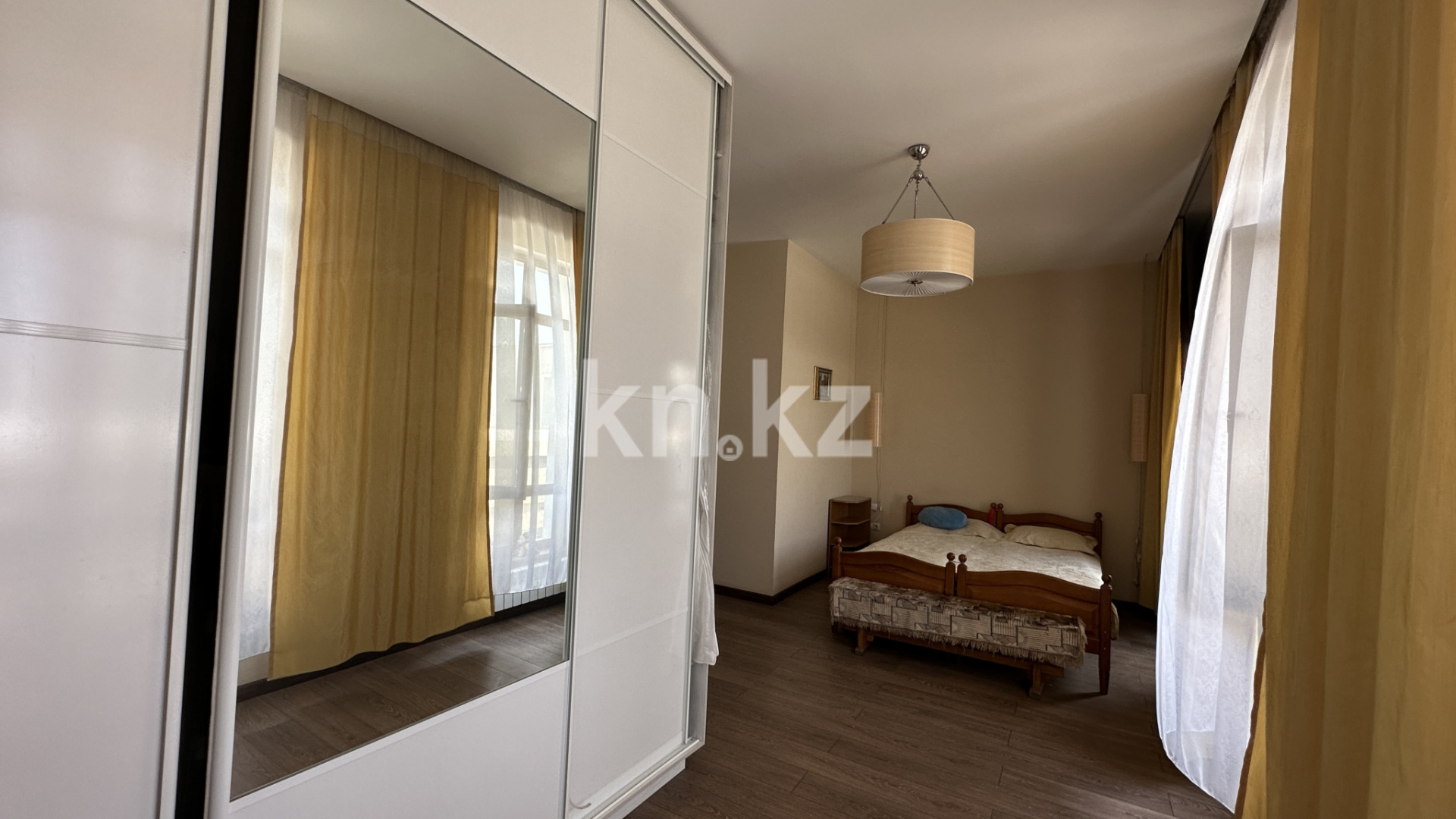 Продажа 5-комнатной квартиры, 295 м² - Продажа квартир в Казахстане - страница 6 фото 14 из 22