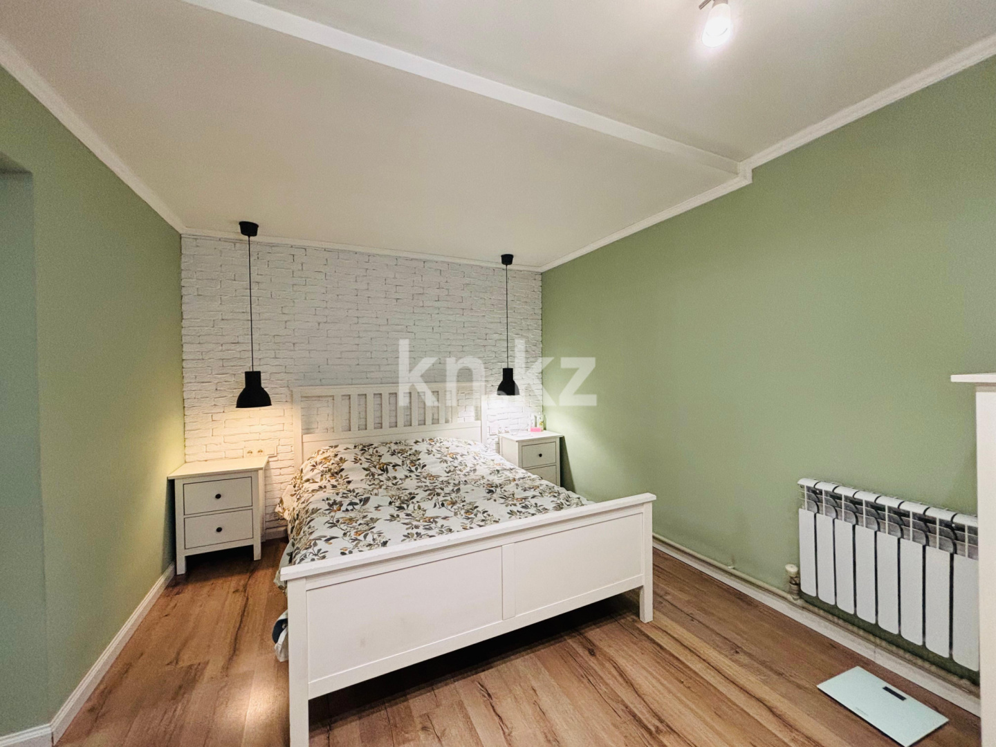 Продажа 4-комнатного дома, 100 м², ул. Хожамьярова - Продажа домов, коттеджей в Алматы с фото фото 1 из 19