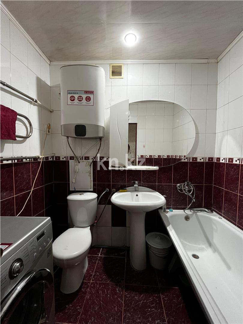 Продажа 2-комнатной квартиры, 45 м², мкр-н 14, дом  4 - Продажа  двухкомнатных квартир в Караганде фото 6 из 9