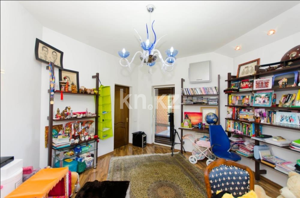 Продажа 8-комнатного дома, 330 м², Ремизовка - Продажа домов, коттеджей в Алматы с фото фото 9 из 20