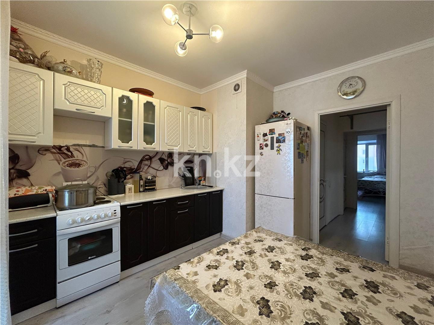 Продажа 3-комнатной квартиры, 78 м², мкрн-н Шапагат - Продажа  трехкомнатных квартир в Караганде фото 9 из 14