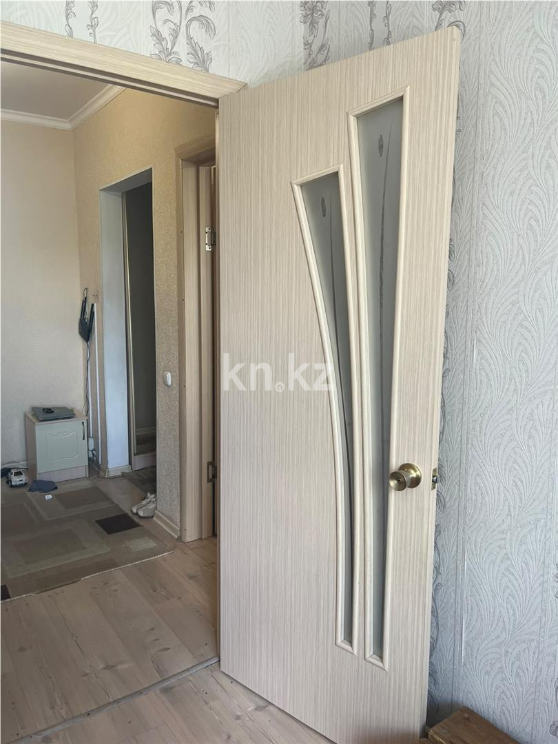 Продажа 3-комнатной квартиры, 63 м² - Продажа трехкомнатных квартир на Юго-Востоке Караганды фото 17 из 18