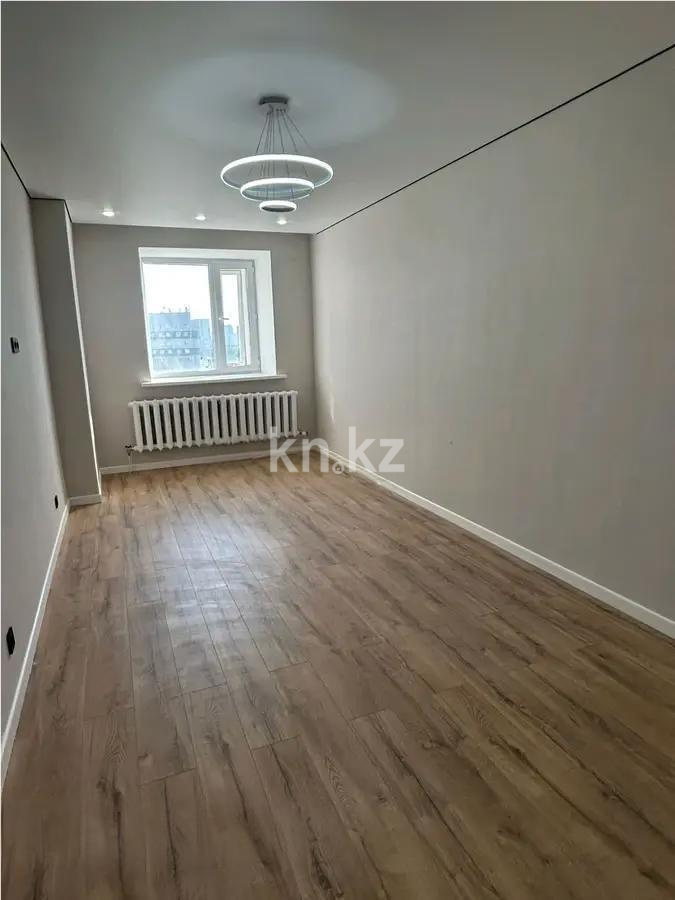 Продажа 1-комнатной квартиры, 32 м², ул. А-92, дом  5 в Астане