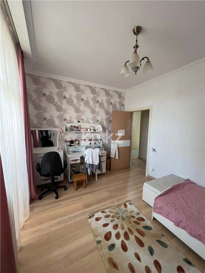 Продажа 4-комнатной квартиры, 150 м² - Продажа  четырехкомнатных квартир в Караганде фото 5 из 15