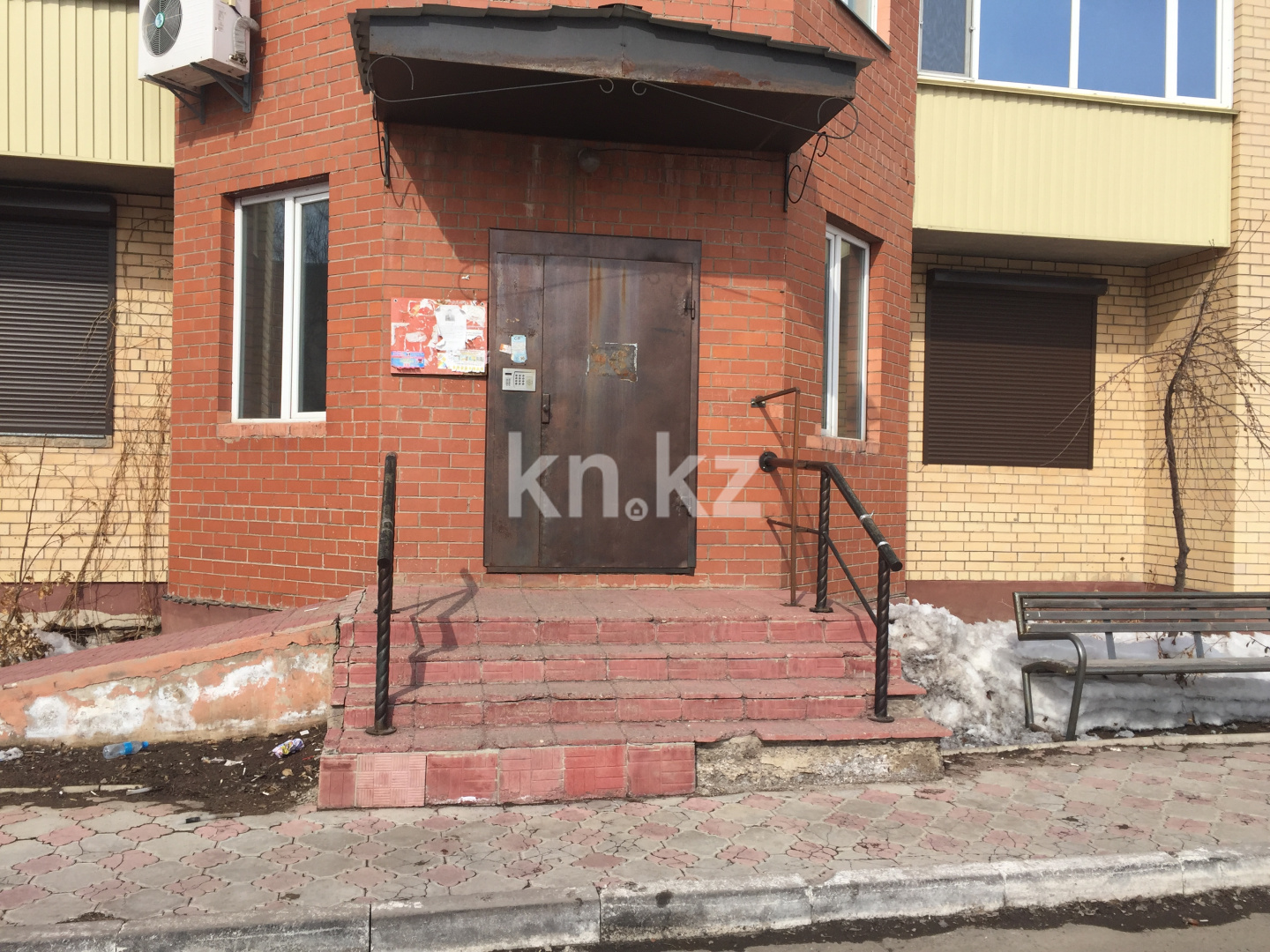 Продажа 3-комнатной квартиры, 90 м², ул. Ерубаева, дом  44/2 в Караганде - фото 11