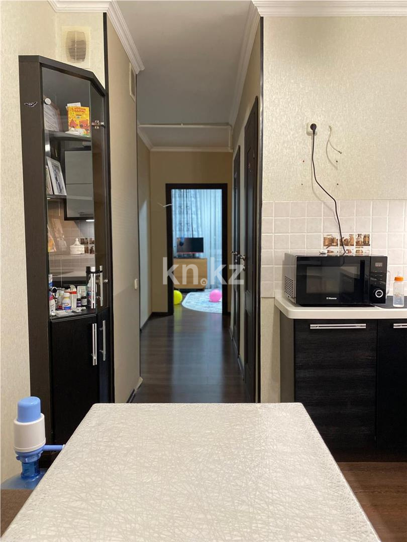 Продажа 4-комнатной квартиры, 80 м² - Продажа квартир в Караганде - страница 2 фото 3 из 24