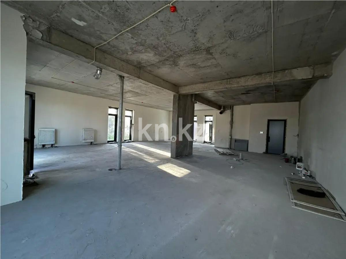 Продажа 4-комнатной квартиры, 181.1 м², ул. Аккемер, дом  32а в Астане - фото 2