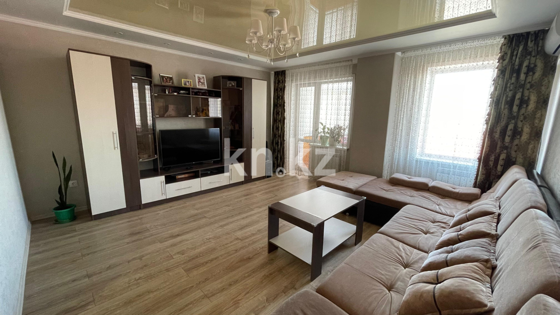 Продажа 2-комнатной квартиры, 68 м², пр. Республики, дом  1/4 - Продажа  двухкомнатных квартир в Караганде фото 1 из 25