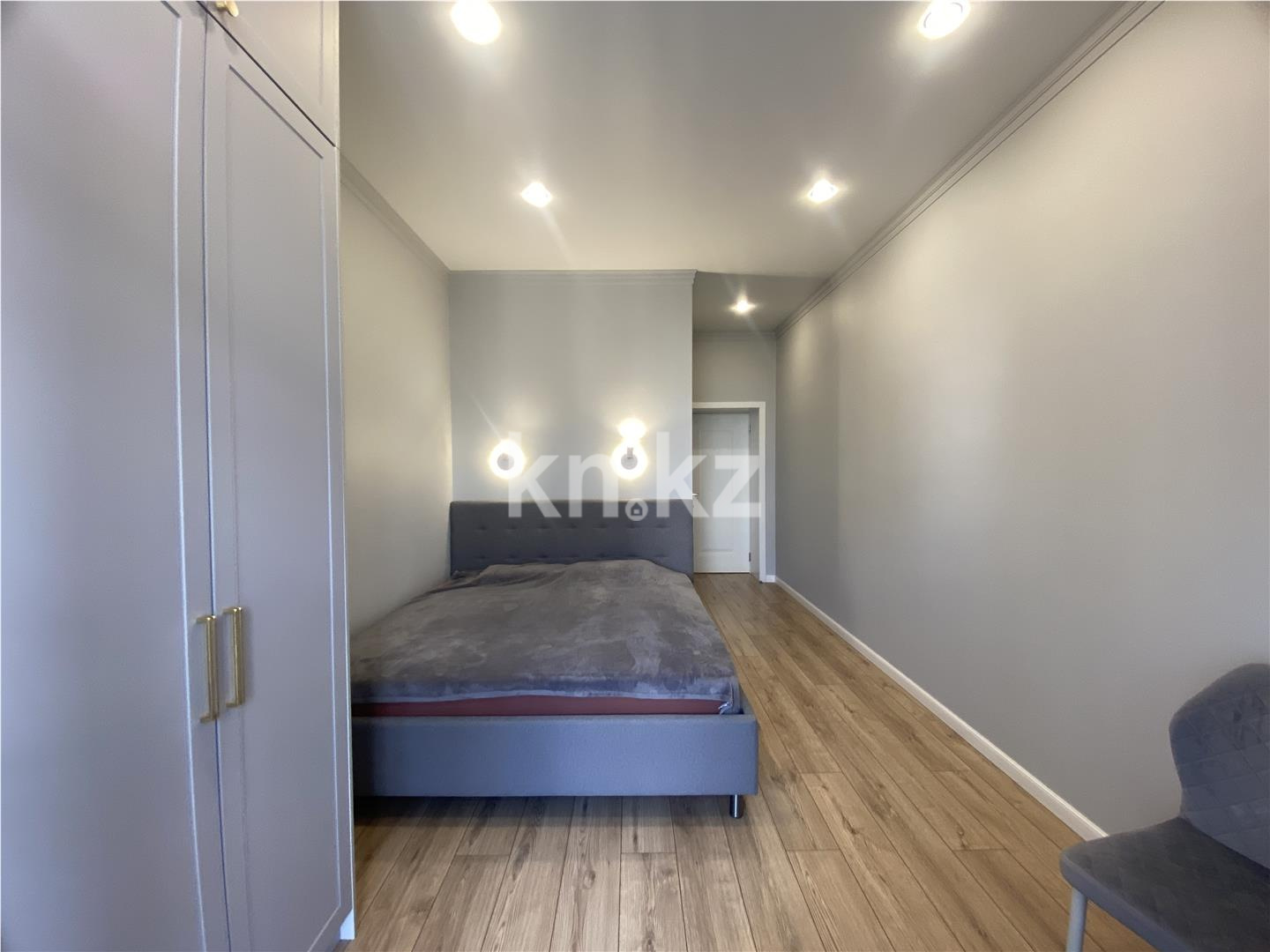 Продажа 4-комнатной квартиры, 98.7 м², ул. Казыбек би в Астане - фото 7