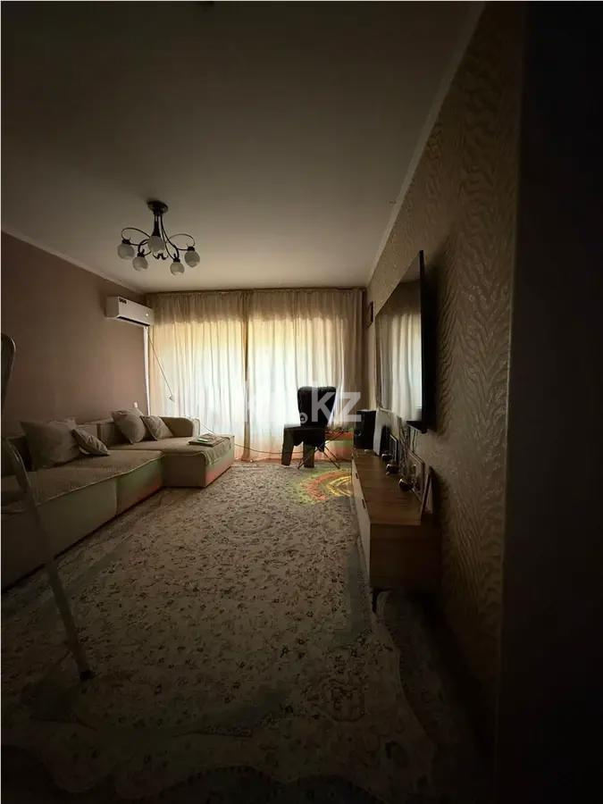 Продажа 3-комнатной квартиры, 69 м², мкр-н 8, дом  55А - Продажа квартир в Алматы фото 1 из 2