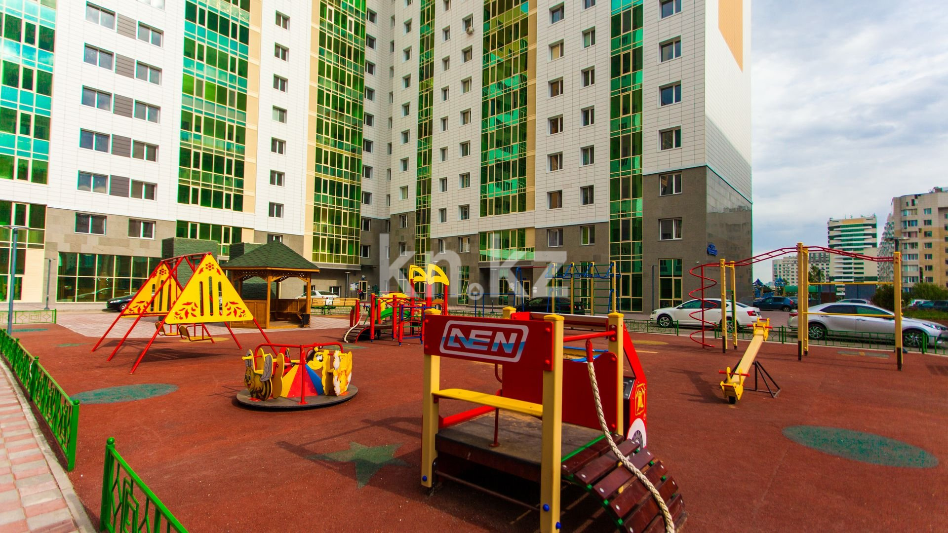 Продажа 2-комнатной квартиры, 79 м², пр. Кабанбай батыра, дом  46 в Астане - фото 16