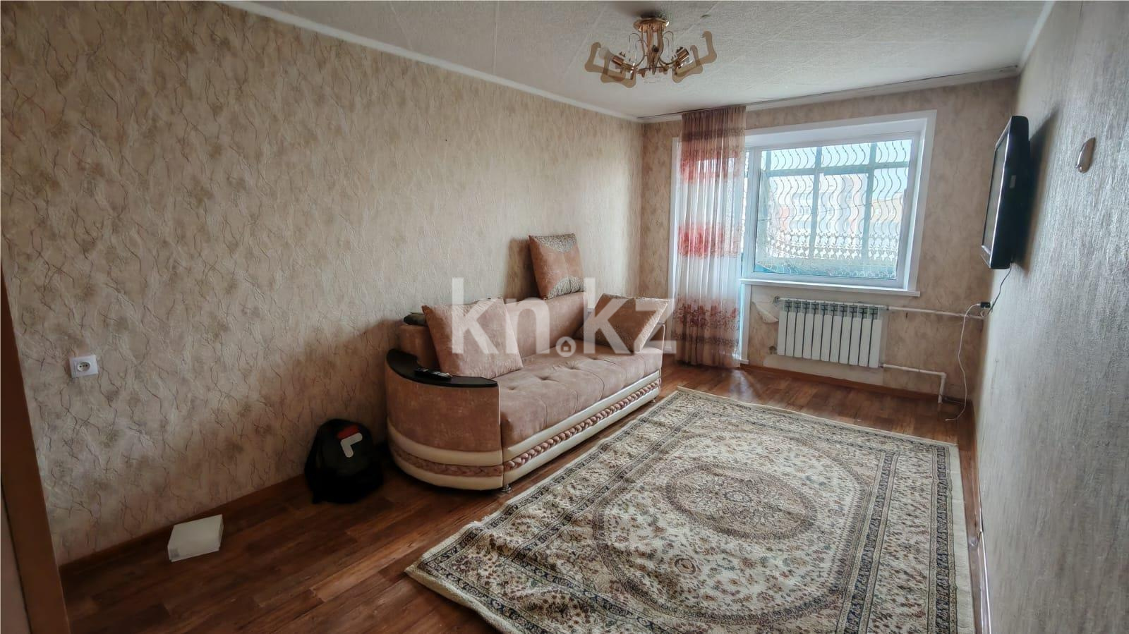 Продажа 1-комнатной квартиры, 39 м², пр. Строителей - Продажа квартир в Караганде фото 1 из 16