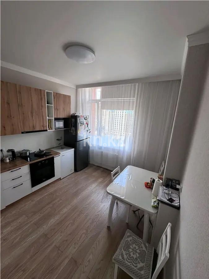 Продажа 2-комнатной квартиры, 58.3 м², пр. Кабанбай батыра, дом  49а в Астане - фото 3