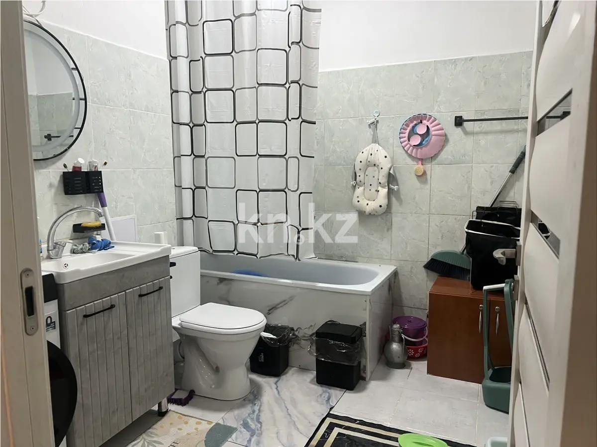 Продажа 2-комнатной квартиры, 71 м² в Алматы - фото 4