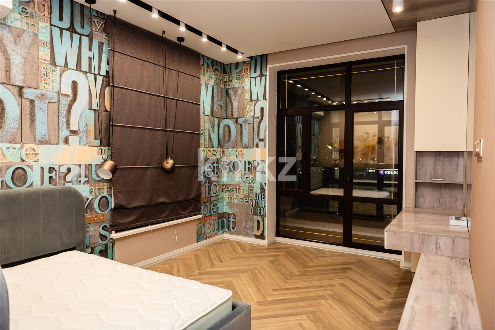 Продажа 6-комнатной квартиры, 345 м², ул. Муканова, дом  53 - Продажа  пятикомнатных квартир в Караганде фото 15 из 58