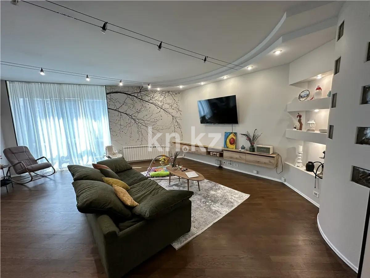 Продажа 4-комнатной квартиры, 350 м², мкр-н Самал-2, дом  63 - Продажа  четырехкомнатных квартир в новостройках Алматы фото 1 из 8