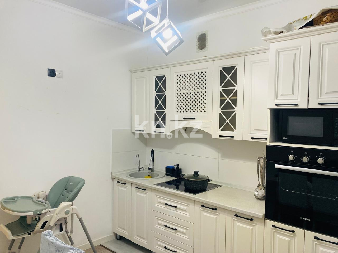 Продажа 2-комнатной квартиры, 62 м², ул. Муканова - Продажа  двухкомнатных квартир в Караганде фото 8 из 15