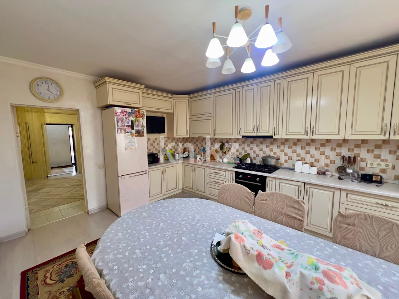 Продажа 6-комнатного дома, 208 м² - Продажа домов, коттеджей в Алматы фото 33 из 36