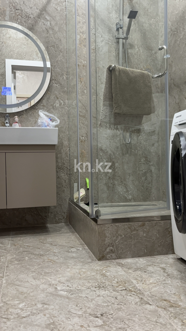 Аренда 3-комнатной квартиры, 90 м², пр. Республики, дом  49 - Аренда квартир помесячно в Караганде фото 22 из 37