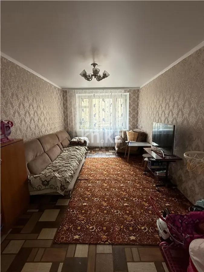 Продажа 3-комнатной квартиры, 69 м², пр. Шахтеров, дом  31 - Продажа трехкомнатных квартир в Караганде на Юго-Востоке фото 1 из 6