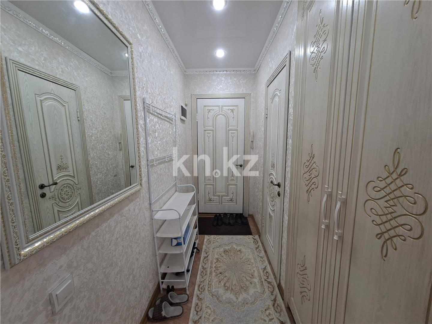 Продажа 1-комнатной квартиры, 32 м² - Продажа квартир в Караганде - страница 2 фото 13 из 18