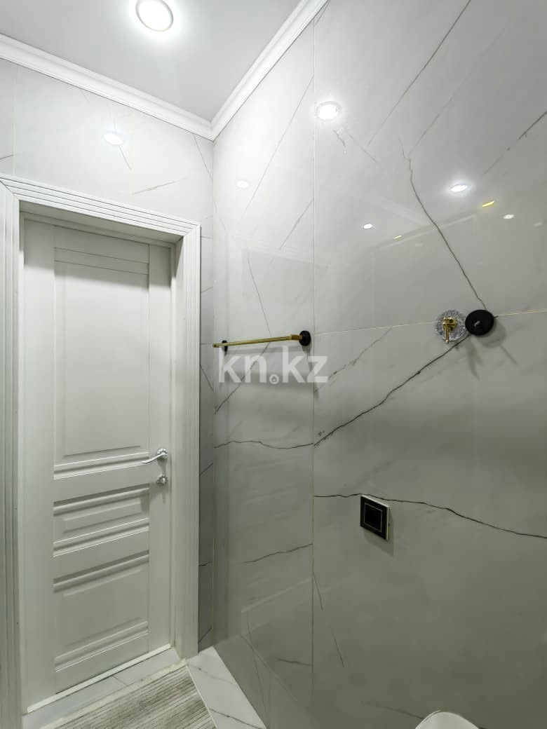 Продажа 4-комнатной квартиры, 143 м², мкр. Голубые Пруды, дом  5/4 - Продажа квартир в Караганде с фото фото 27 из 36