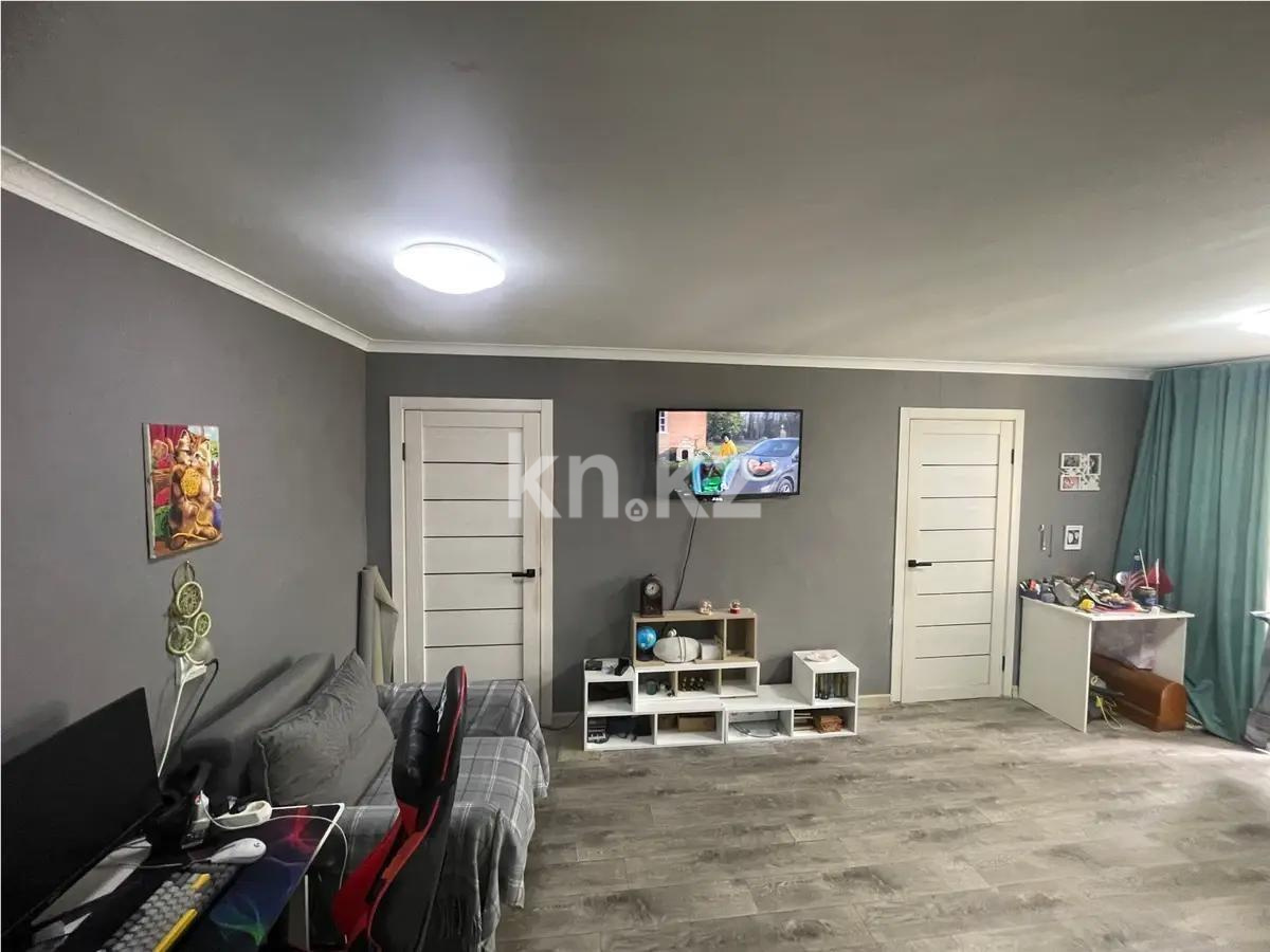 Продажа 3-комнатной квартиры, 43 м², ул. Акбугы, дом  8/1 - Продажа квартир в Казахстане фото 1 из 7