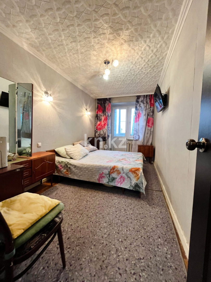 Продажа 3-комнатной квартиры, 64 м², ул. Михаэлиса, дом  7 в Усть-Каменогорске - фото 6