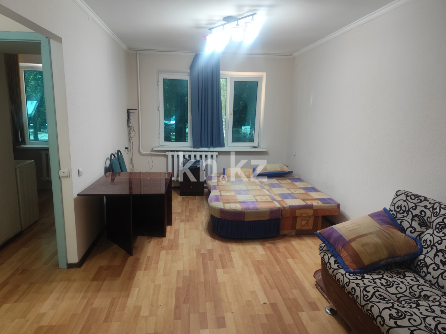 Аренда 2-комнатной квартиры посуточно, 45 м², 1 мкр., дом  74 - Аренда квартир посуточно в Алматы фото 2 из 12