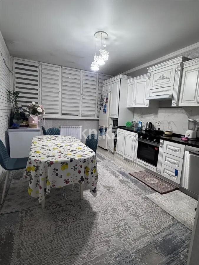 Продажа 3-комнатной квартиры, 70.4 м² в Алматы - фото 4