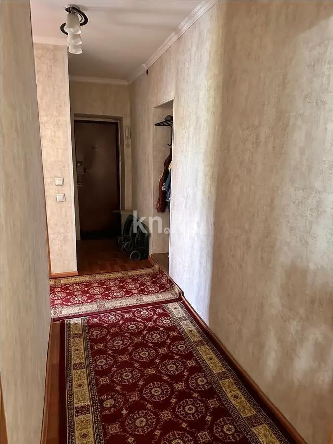 Продажа 3-комнатной квартиры, 60 м², мкр-н 23, дом  11 в Караганде - фото 6