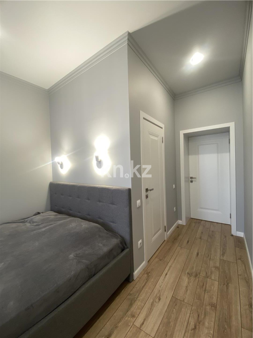 Продажа 4-комнатной квартиры, 98.7 м², ул. Казыбек би в Астане - фото 8