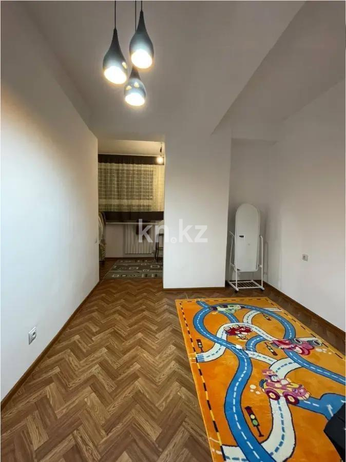 Продажа 1-комнатной квартиры, 25 м², мкр-н Аксай-1а, дом  28а - Продажа квартир в Алматы фото 1 из 3