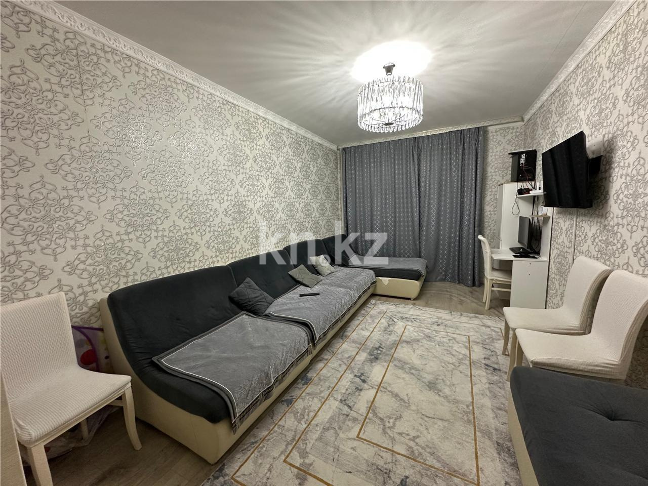 Продажа 2-комнатной квартиры, 54 м², ул. Сатыбалдина - Продажа квартир в Караганде фото 1 из 14