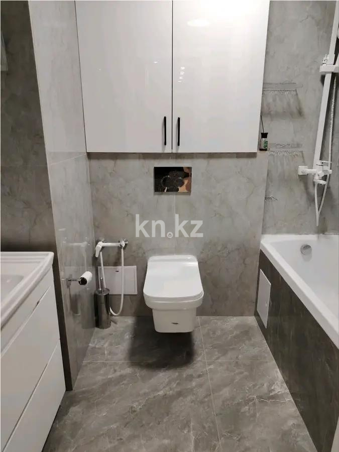 Продажа 2-комнатной квартиры, 73.6 м² в Алматы - фото 4